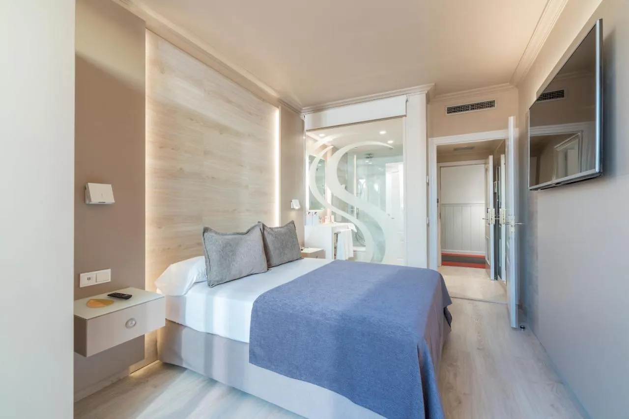 Salles Hotel Pere IV Barcelona Espanha