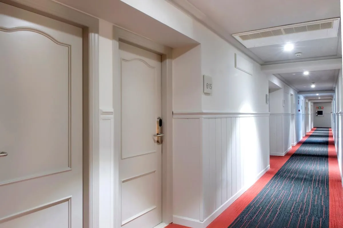 ****  Salles Hotel Pere IV Barcelona Espanha