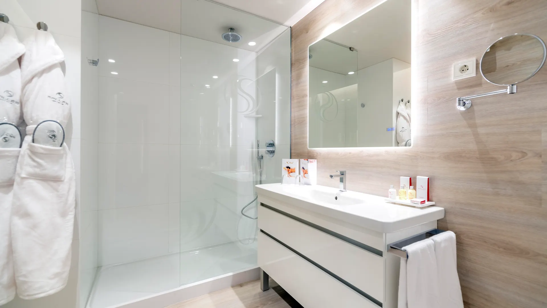 ****  Salles Hotel Pere IV Barcelona Spanje